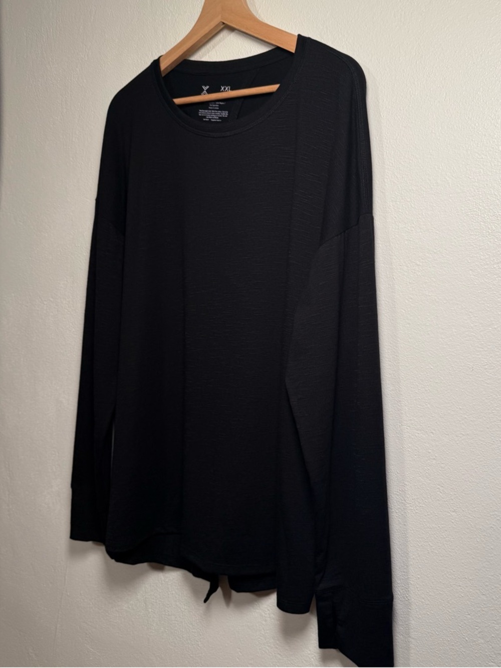 Xersion Black Long Sleeve Women's Top Twist Back Detail Relaxed Fit Size XXL - Picture 4 of 14